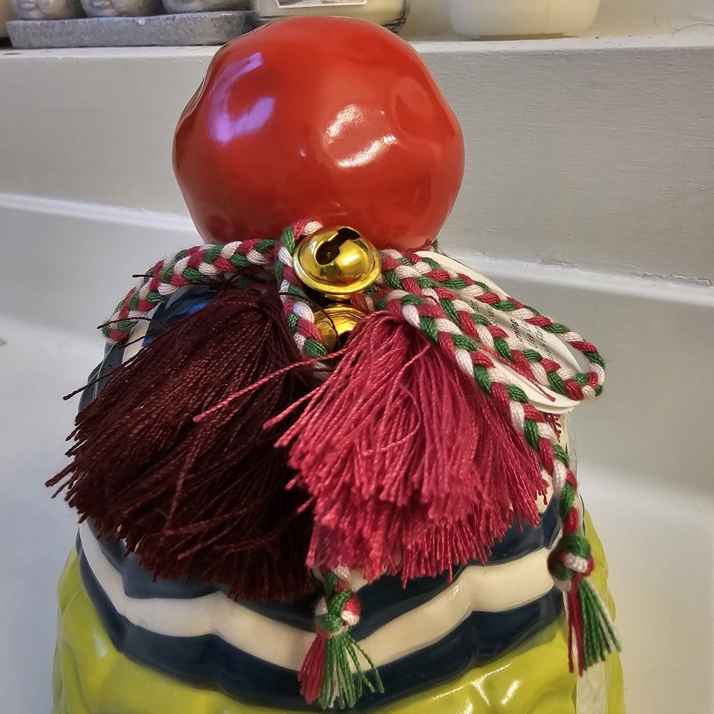 Anthropologie Betty Woody Mistletoe & Moss Sweater Candle - Picture 5 of 7